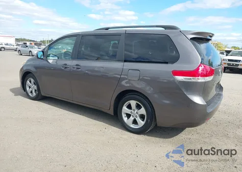 2012 Toyota Sienna Le V6 8 Passenger from USA, damaged, VIN 5TDKK3DC8CS271513
